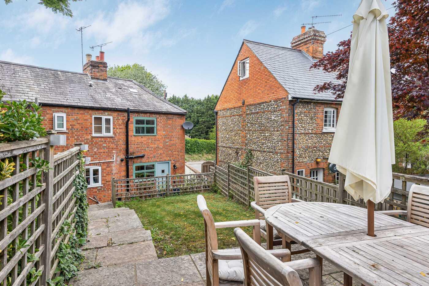 3 bed property in Greys Road, Henley-On-Thames